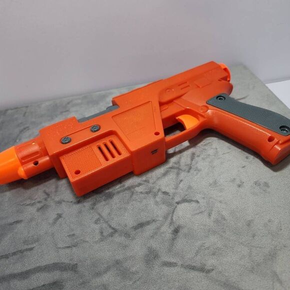 Star Wars NERF Poe Dameron Blaster (glowstrike darts not included) - Picture 5 of 6